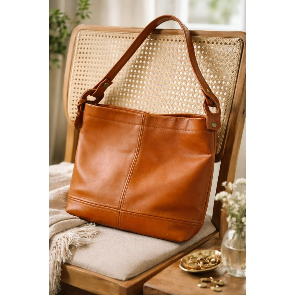 Vintage Vany by Areclu Genuine Leather Shoulder Bag Tan Brown Hobo Purse Uruguay